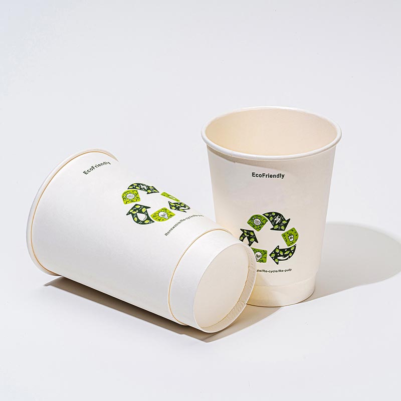 Tazza rivestita con barriera acquosa per stand di concessione