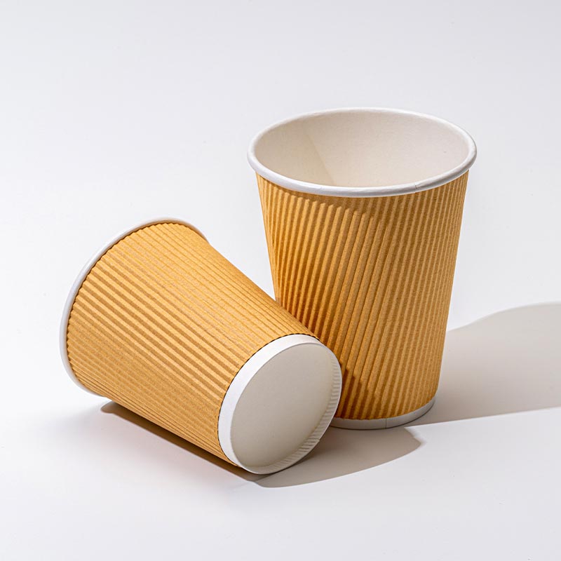 Tazza di carta a muro increspato